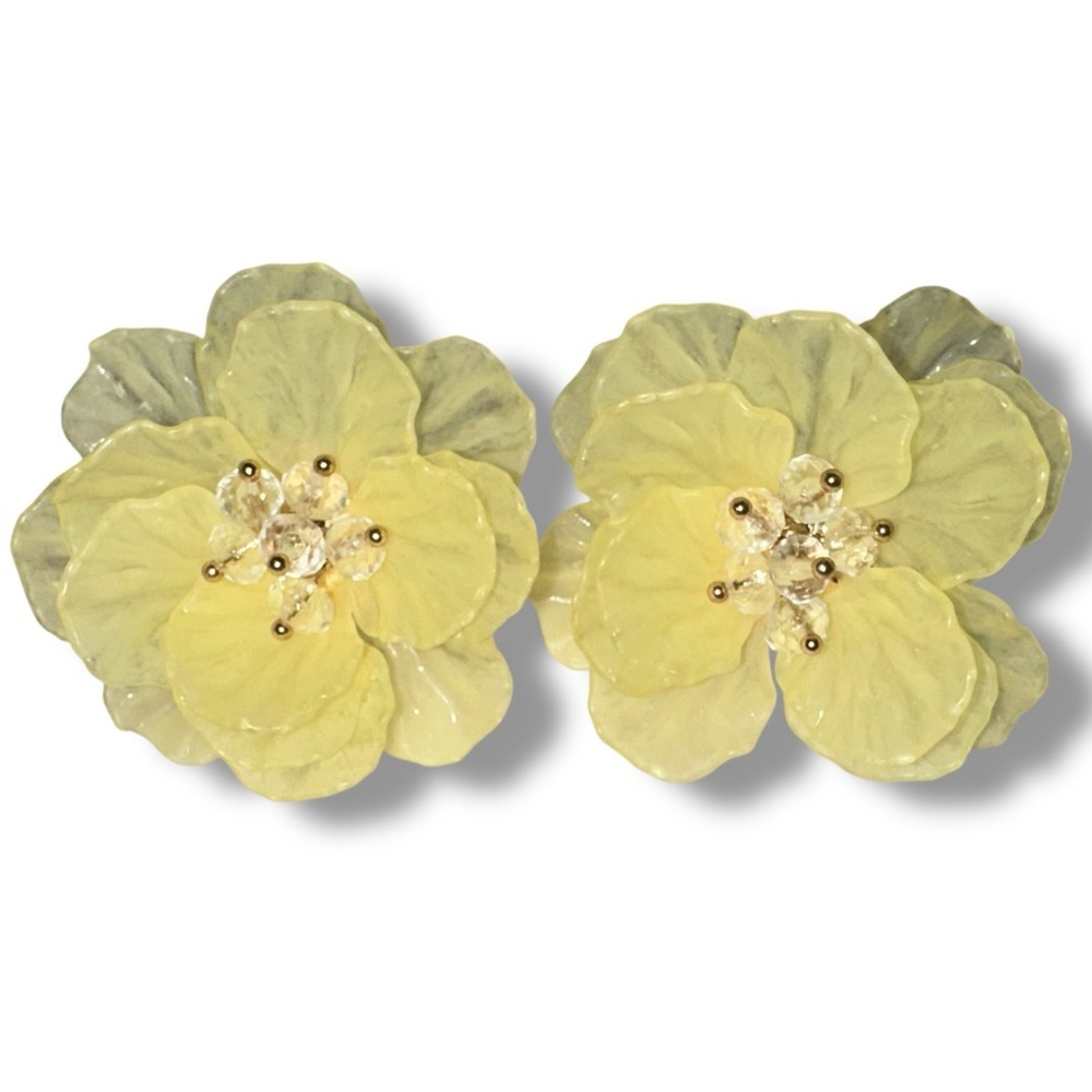 Chic Floral Yellow Earrings